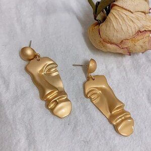 “Half Face” Greek God Broken Shattered Sculpture Theatre Masquerade Mask Earring